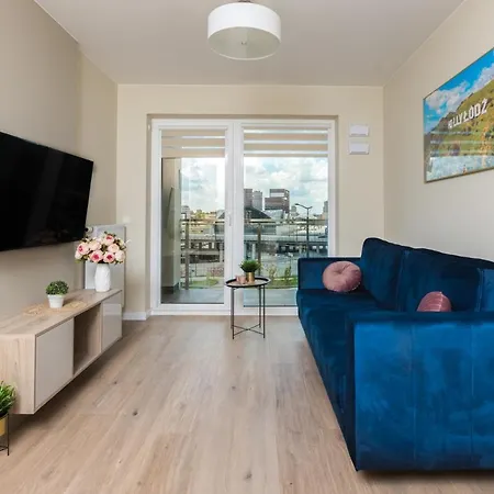 Hollylodz Apartment Netflix Exterior photo
