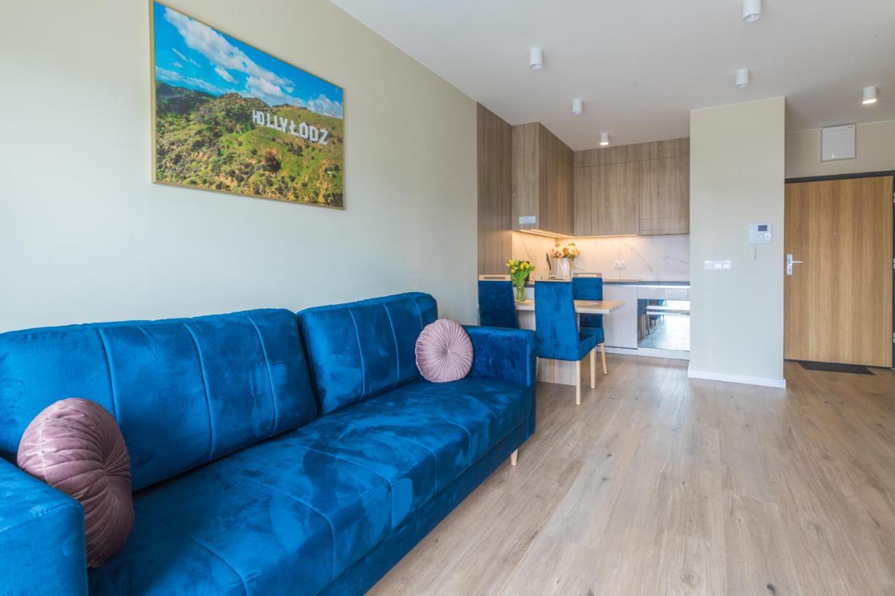 Apartment Hollylodz Netflix *