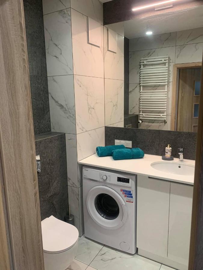 Apartment Hollylodz Netflix